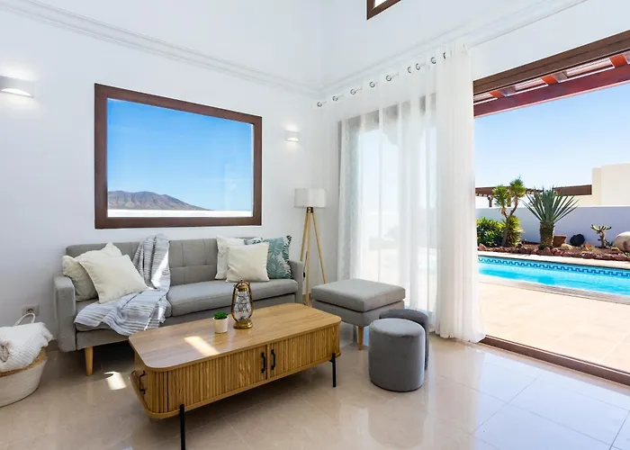 Villa Montañablanca Private Heated Pool&stunning Views Playa Blanca (Lanzarote)