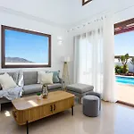 Villa Montañablanca Private Heated Pool&stunning Views Playa Blanca (Lanzarote)