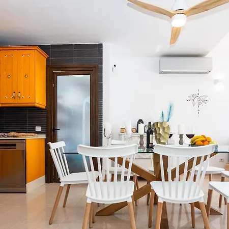 Montanablanca Private Heated Pool & Stunning Views Вилла *