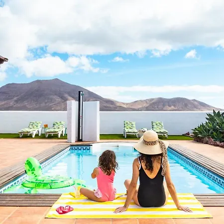 Вилла Montanablanca Private Heated Pool & Stunning Views Коста Бланка