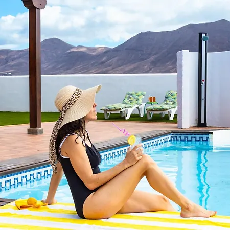 Montanablanca Private Heated Pool & Stunning Views Вилла *